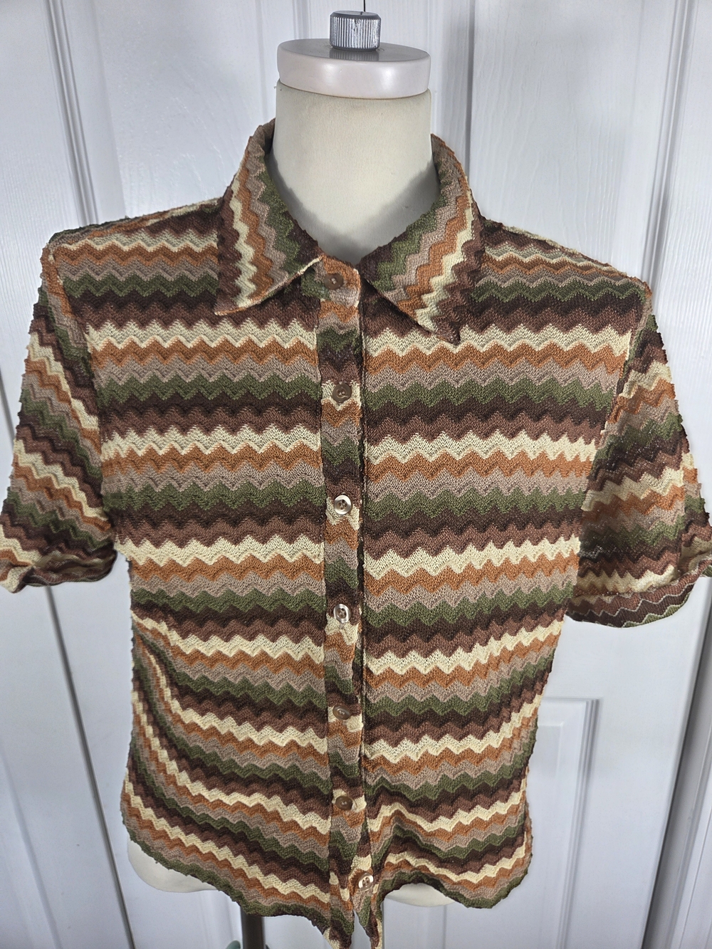 Lulumari Womens Large Zig Zag Knit Button Front Top Brown Green Boho Y2K